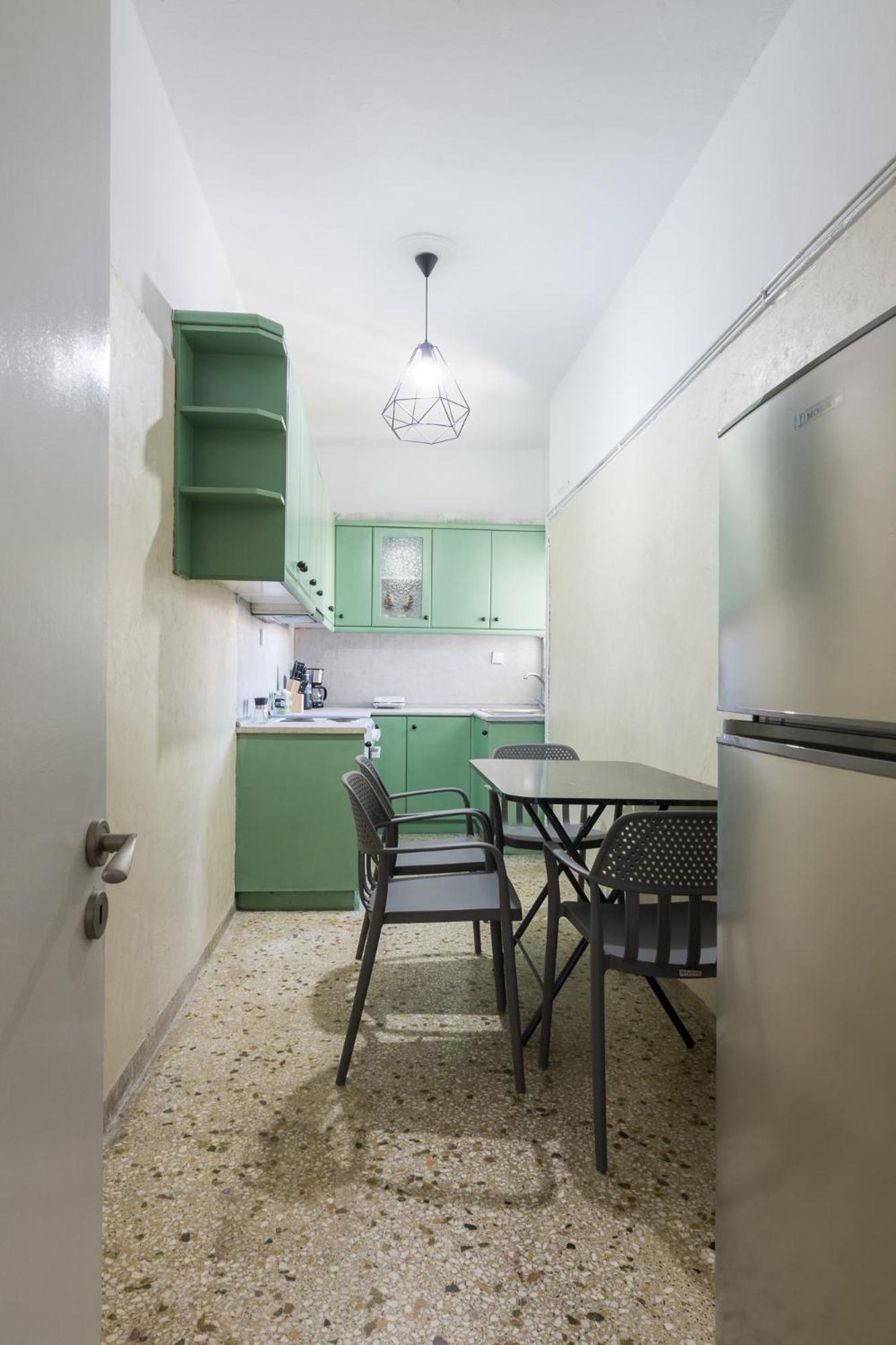 Classic 2bd Atina