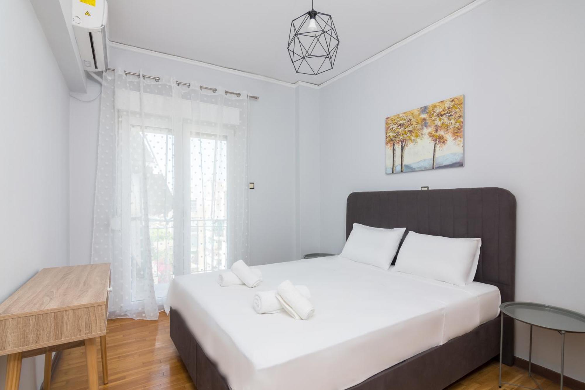 Classic 2bd Apartment Athens